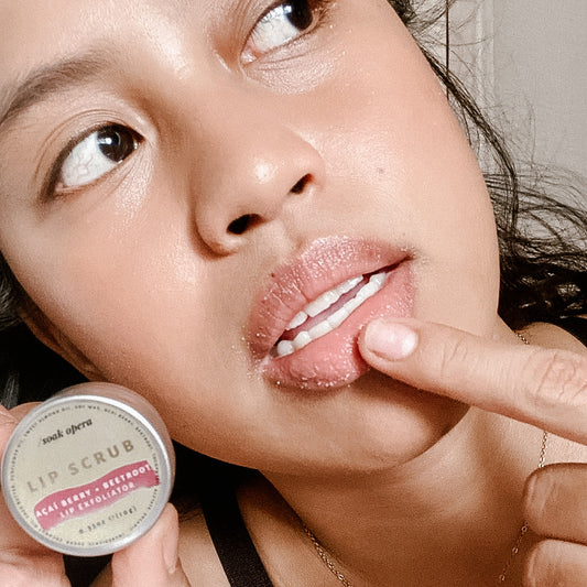 HOW TO HEAL YOUR DRY, CHAPPED LIPS